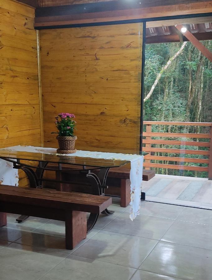 Villa Chale Em Frente Ao Zoologico Curitiba Exterior foto